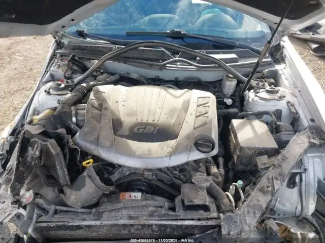 Photo of 2013 Hyundai Genesis