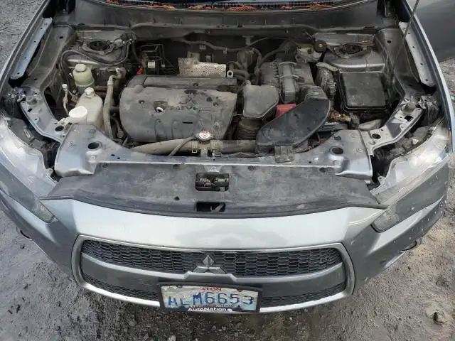Photo of 2013 Mitsubishi Outlander