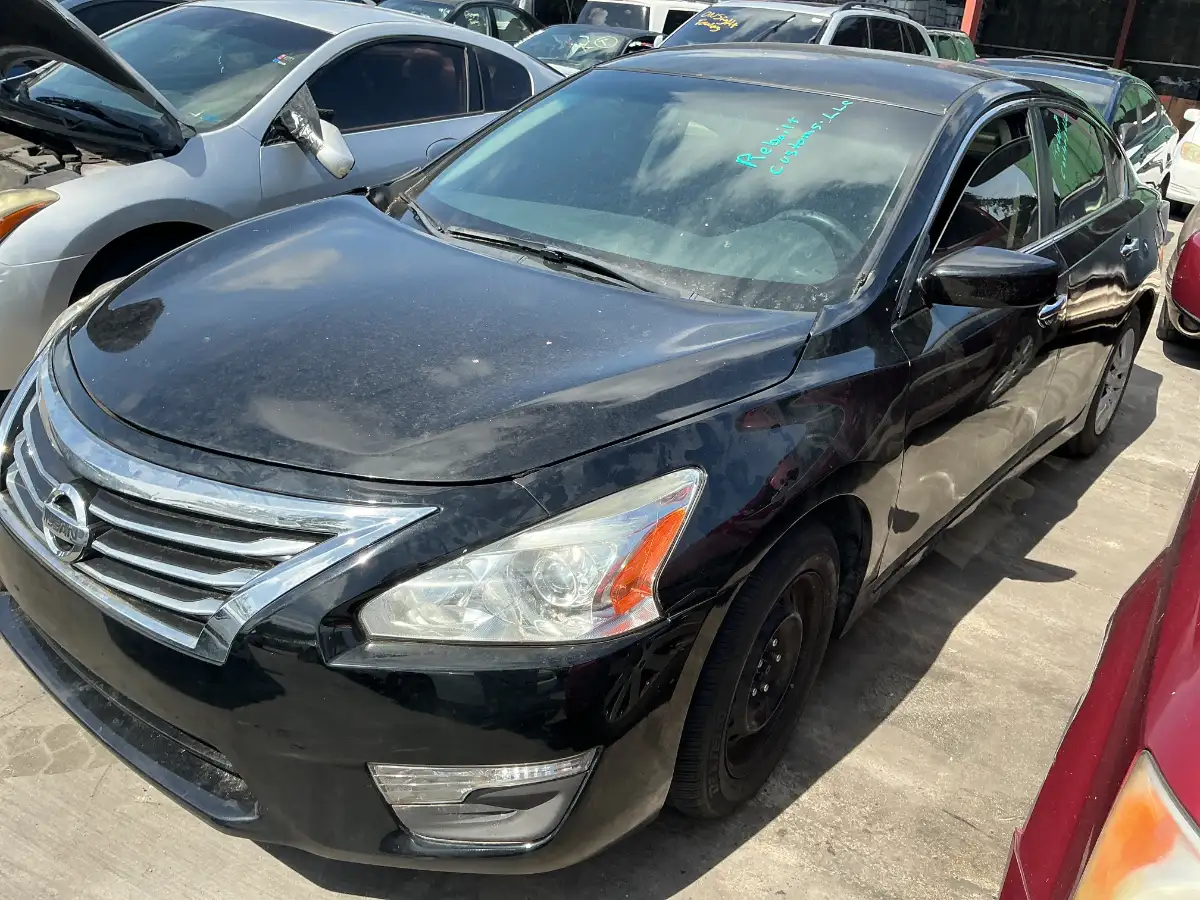 Photo of 2014 Nissan Altima