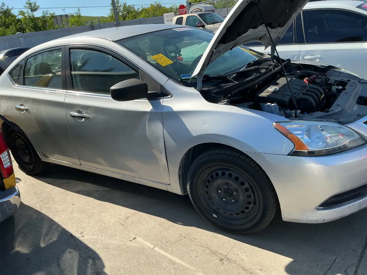 Photo of 2015 Nissan Sentra