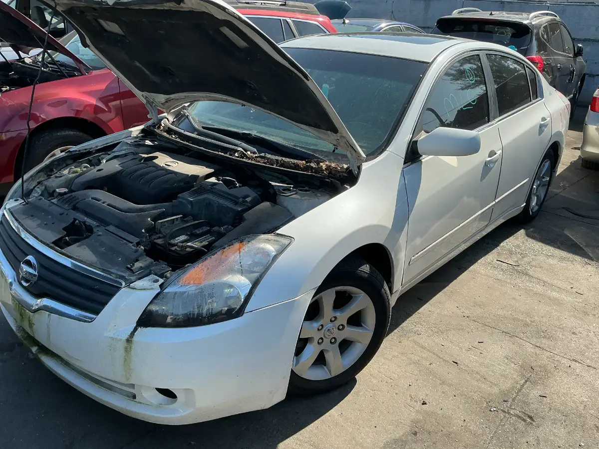 Photo of 2009 Nissan Altima