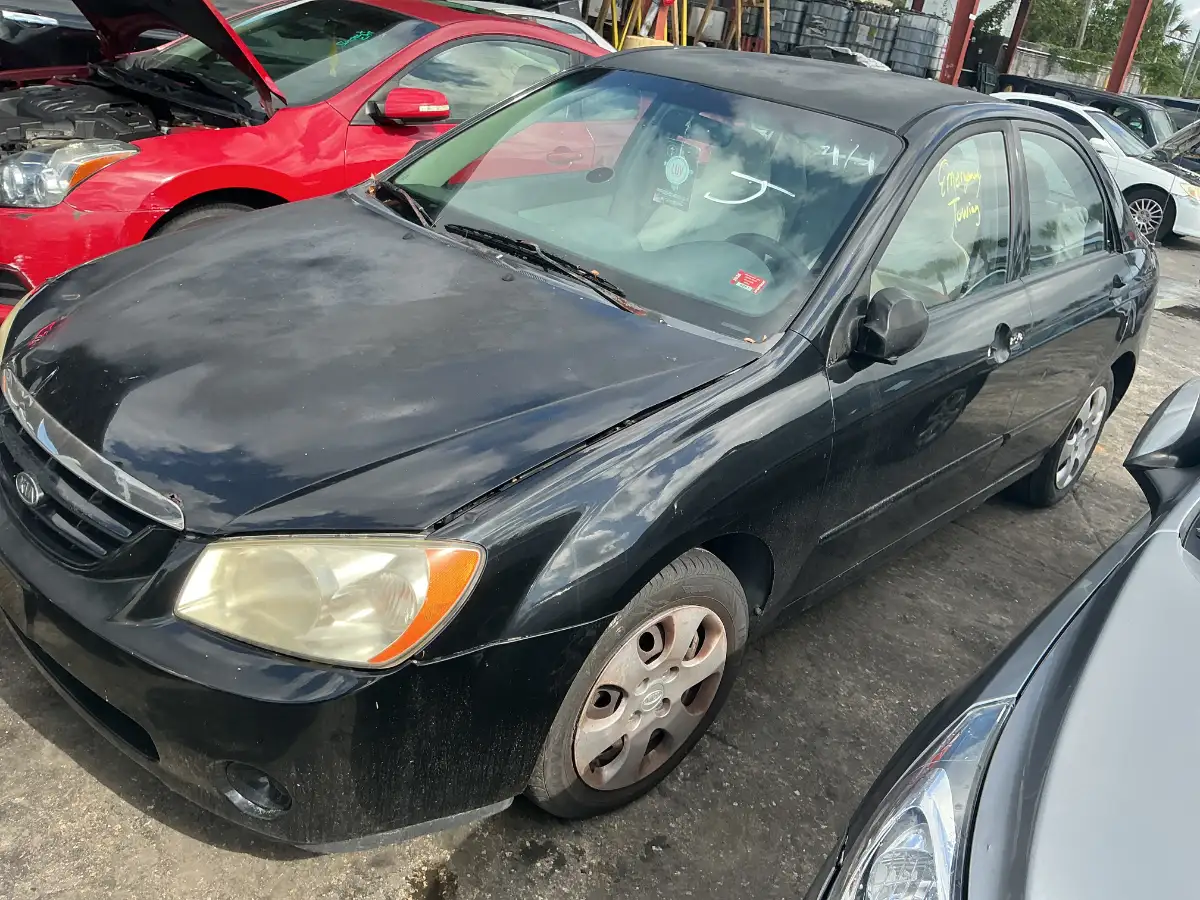 Photo of 2006 Kia Spectra