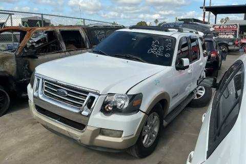 Photo of 2006 Ford Explorer