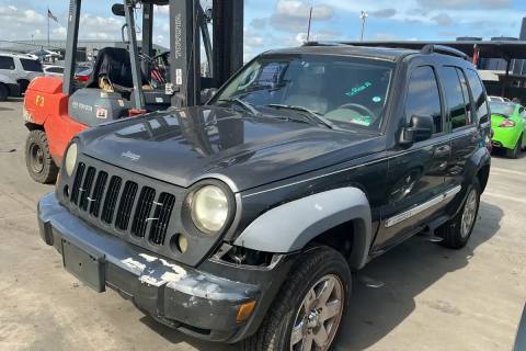 Photo of 2006 Jeep Liberty