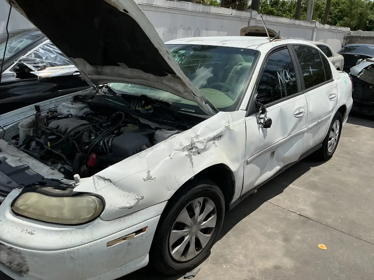 Photo of 2003 Chevrolet Malibu