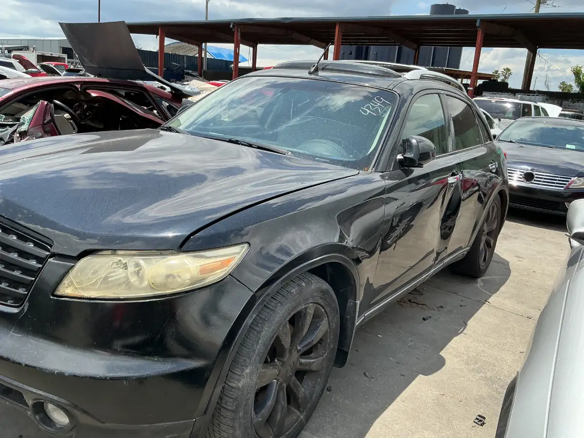 Photo of 2004 Infiniti Fx45