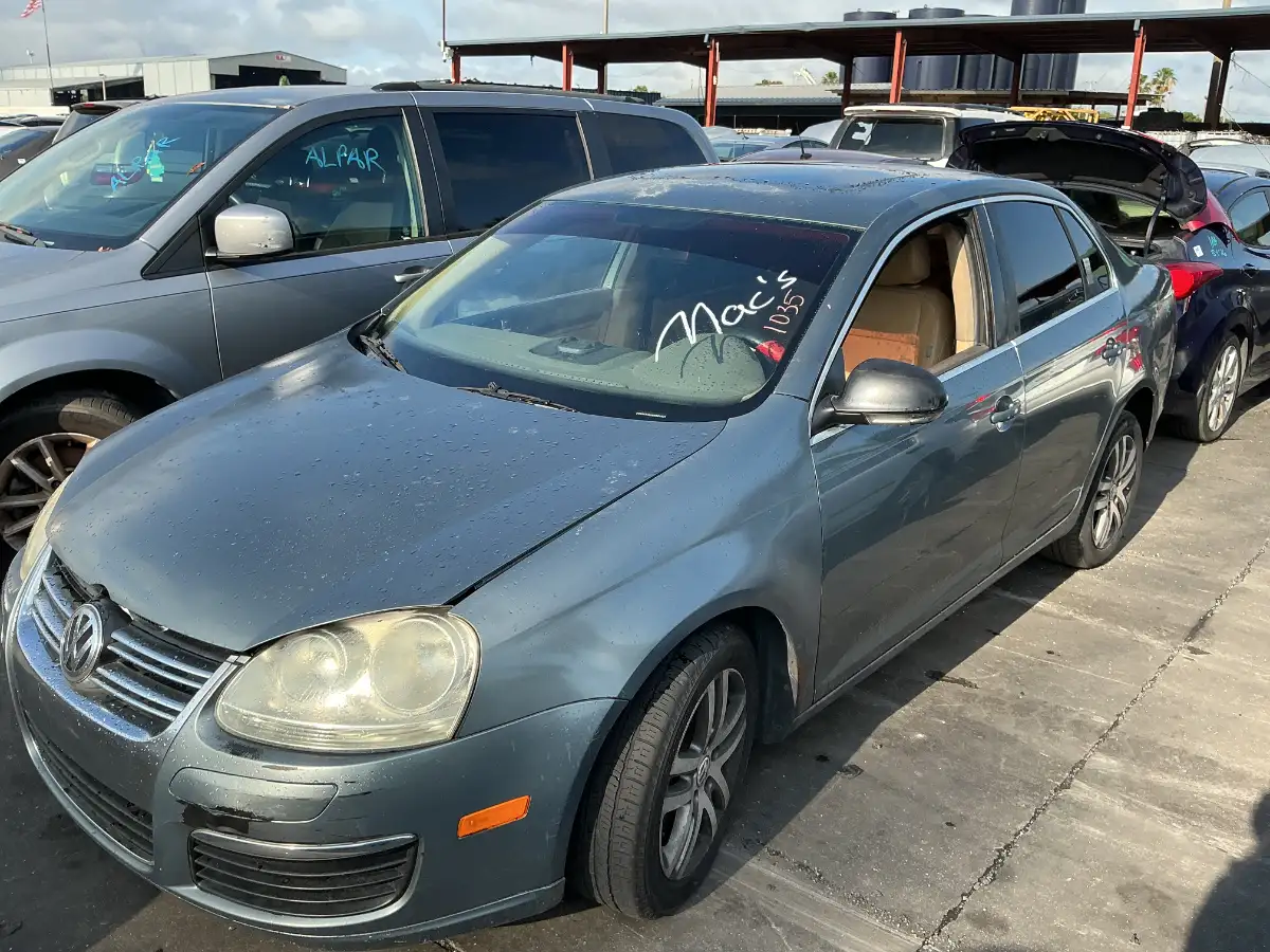 Photo of 2006 Volkswagen Jetta