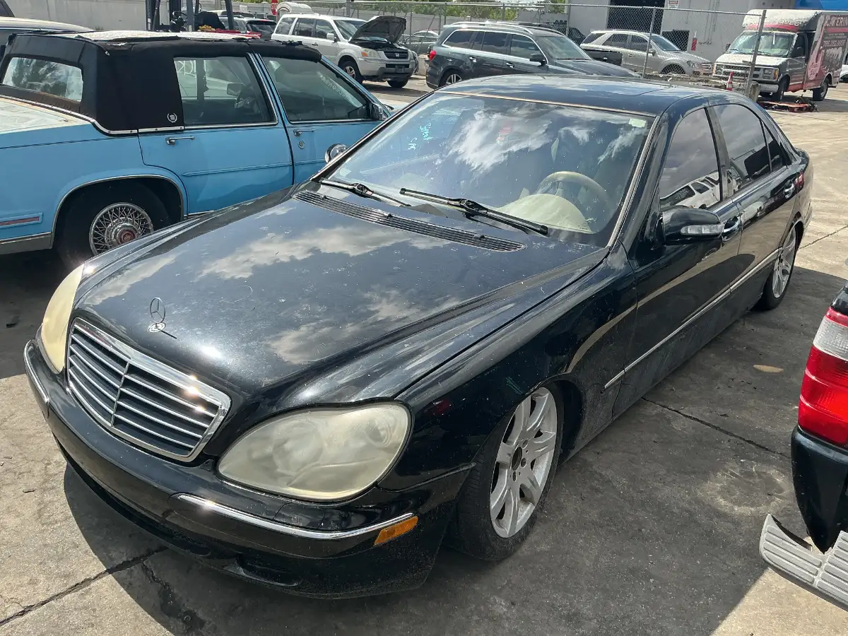 Photo of 2005 Mercedes-Benz S-Class