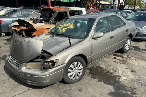 Photo of 1998 Toyota Camry