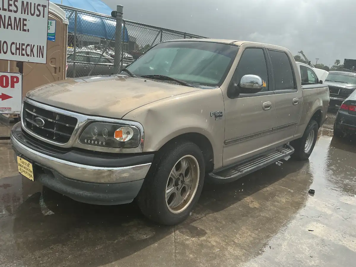 Photo of 2001 Ford F-150