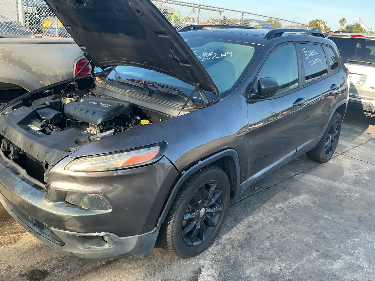 Photo of 2014 Jeep Cherokee