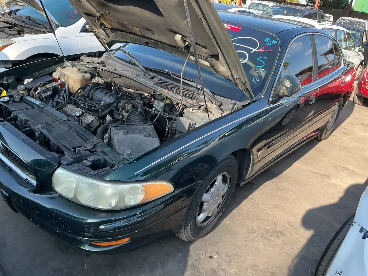 Photo of 2001 Buick Lesabre