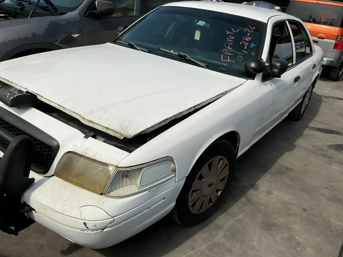Photo of 2008 Ford Crown Victoria