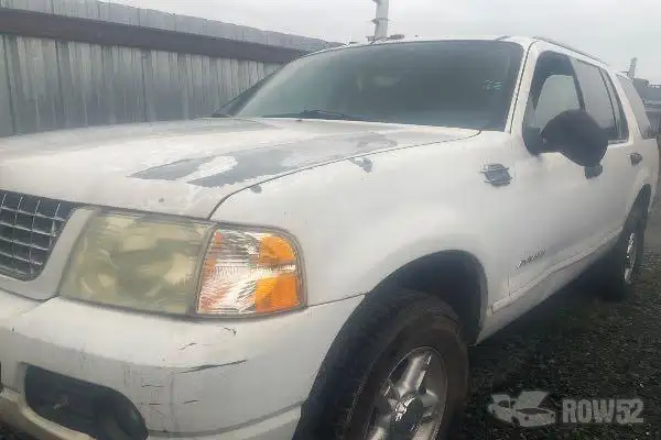 Photo of 2004 Ford Explorer