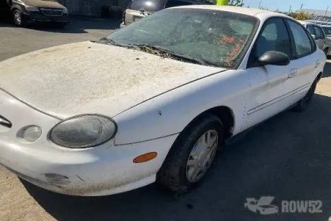 Photo of 1999 Ford Taurus