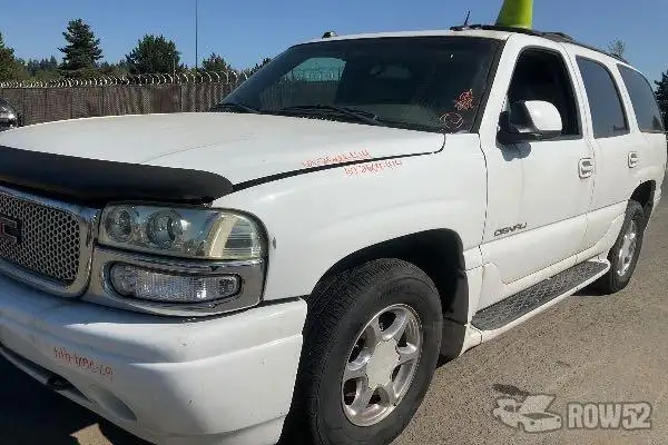 Photo of 2005 GMC Yukon Denali