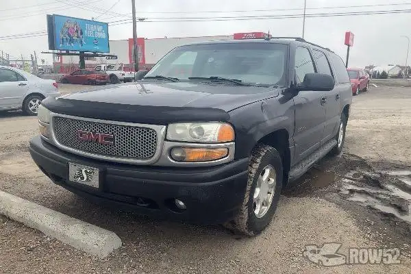 Photo of 2004 GMC Yukon Denali