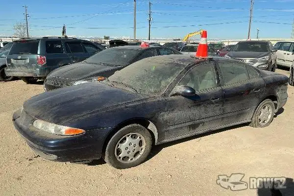 Photo of 2000 Oldsmobile Alero