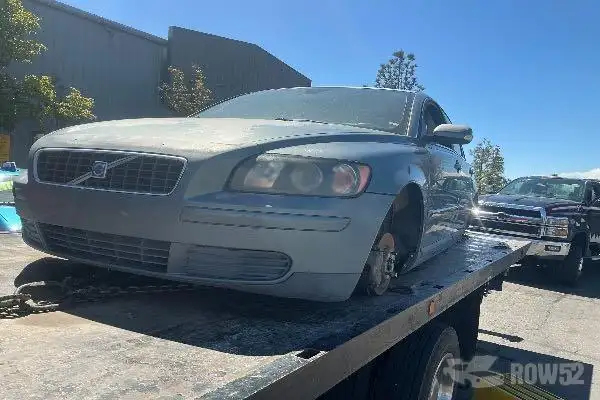 Photo of 2005 Volvo S40