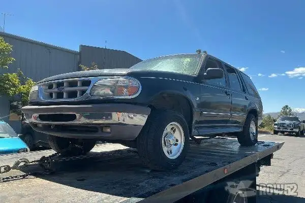 Photo of 1996 Ford Explorer