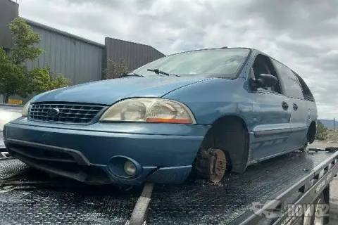 Photo of 2002 Ford Windstar