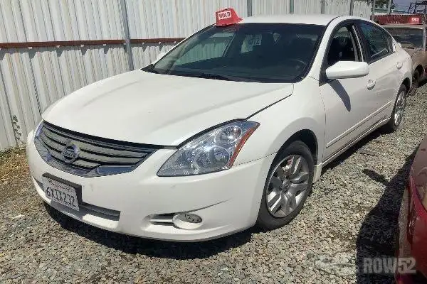 Photo of 2010 Nissan Altima