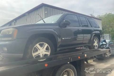 Photo of 2004 Chevrolet Trailblazer