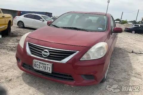 Photo of 2014 Nissan Versa