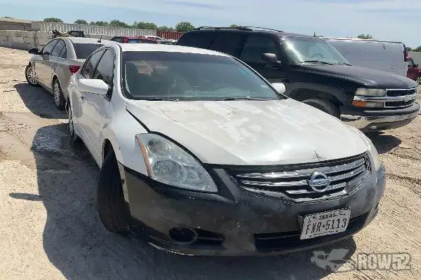 Photo of 2010 Nissan Altima