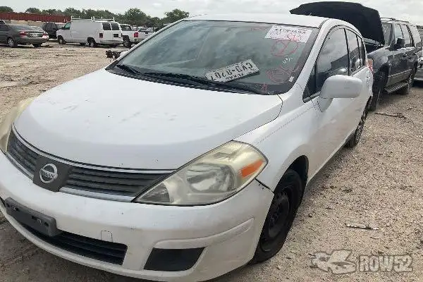 Photo of 2009 Nissan Versa