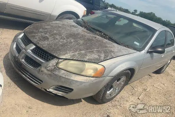 Photo of 2006 Dodge Stratus