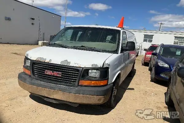 Photo of 2010 GMC Savana