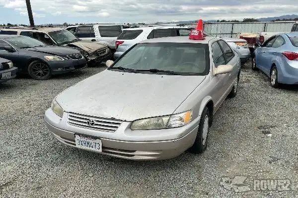 Photo of 1998 Toyota Camry