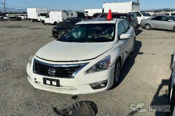 Photo of 2015 Nissan Altima