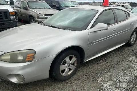 Photo of 2006 Pontiac Grand Prix