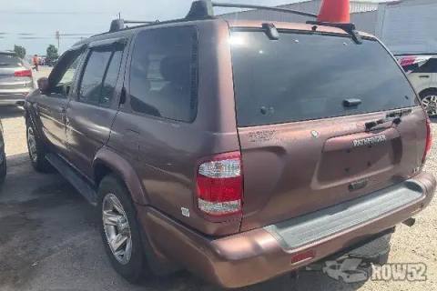 Photo of 2004 Nissan Pathfinder