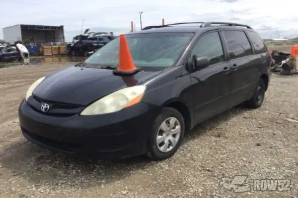 Photo of 2009 Toyota Sienna