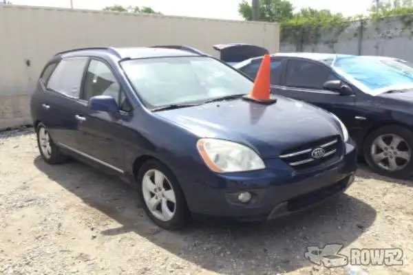 Photo of 2007 Kia Rondo