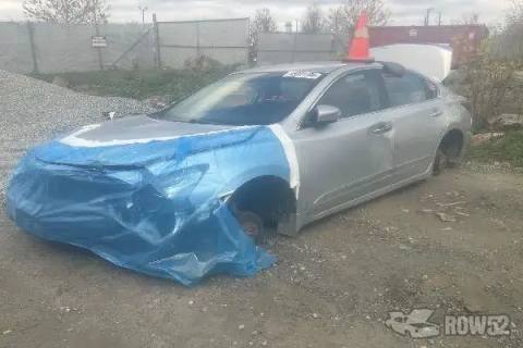 Photo of 2015 Nissan Altima