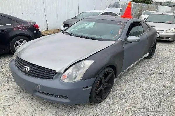 Photo of 2004 Infiniti G35