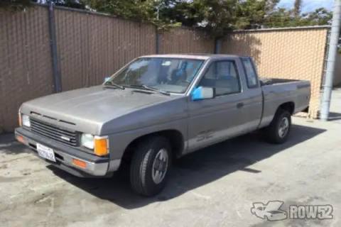 Photo of 1986 Nissan Pickup