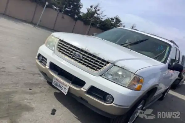Photo of 2005 Ford Explorer