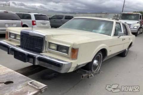Photo of 1989 Lincoln Town Car