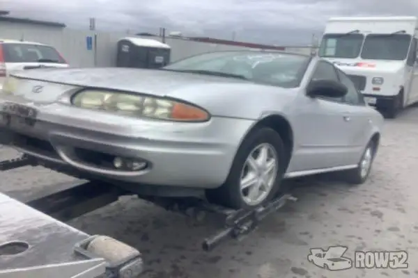 Photo of 2003 Oldsmobile Alero