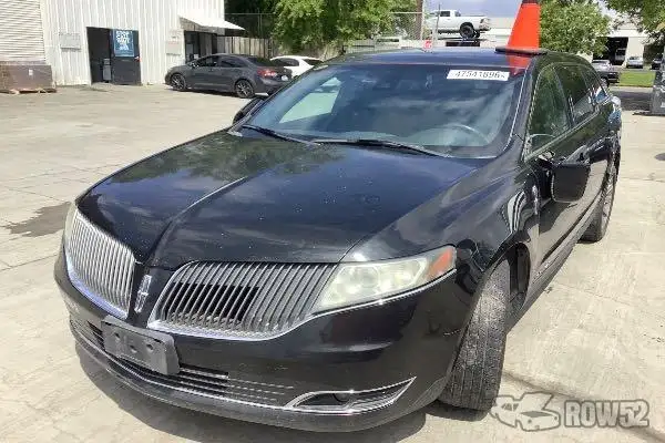 Photo of 2013 Lincoln MKT