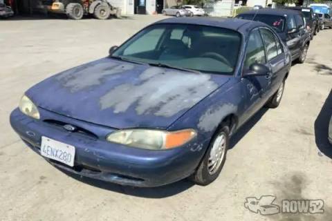 Photo of 1999 Ford Escort