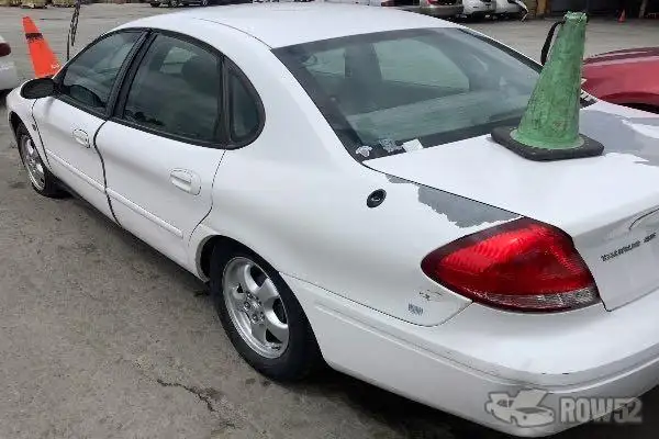 Photo of 2007 Ford Taurus