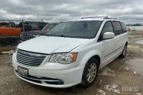 Photo of 2016 Chrysler Town & Country