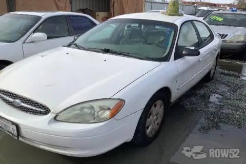 Photo of 2003 Ford Taurus
