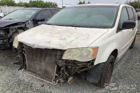 Photo of 2008 Chrysler Town & Country